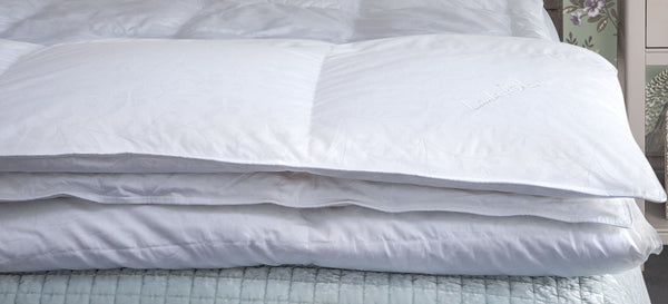 Why a Feather & Down Duvet Is Perfect for Winter