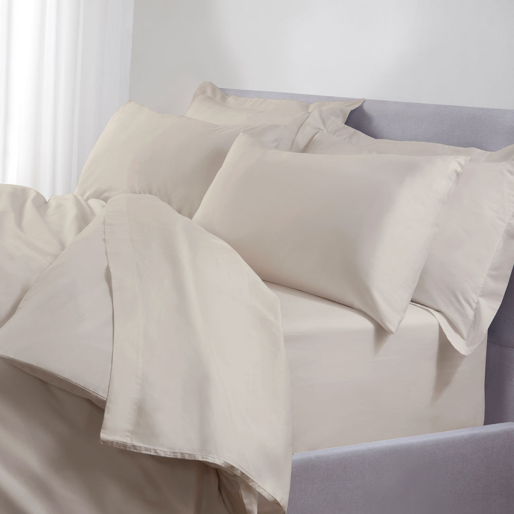 Cream Cotton Housewife Pillowcases (Pair)